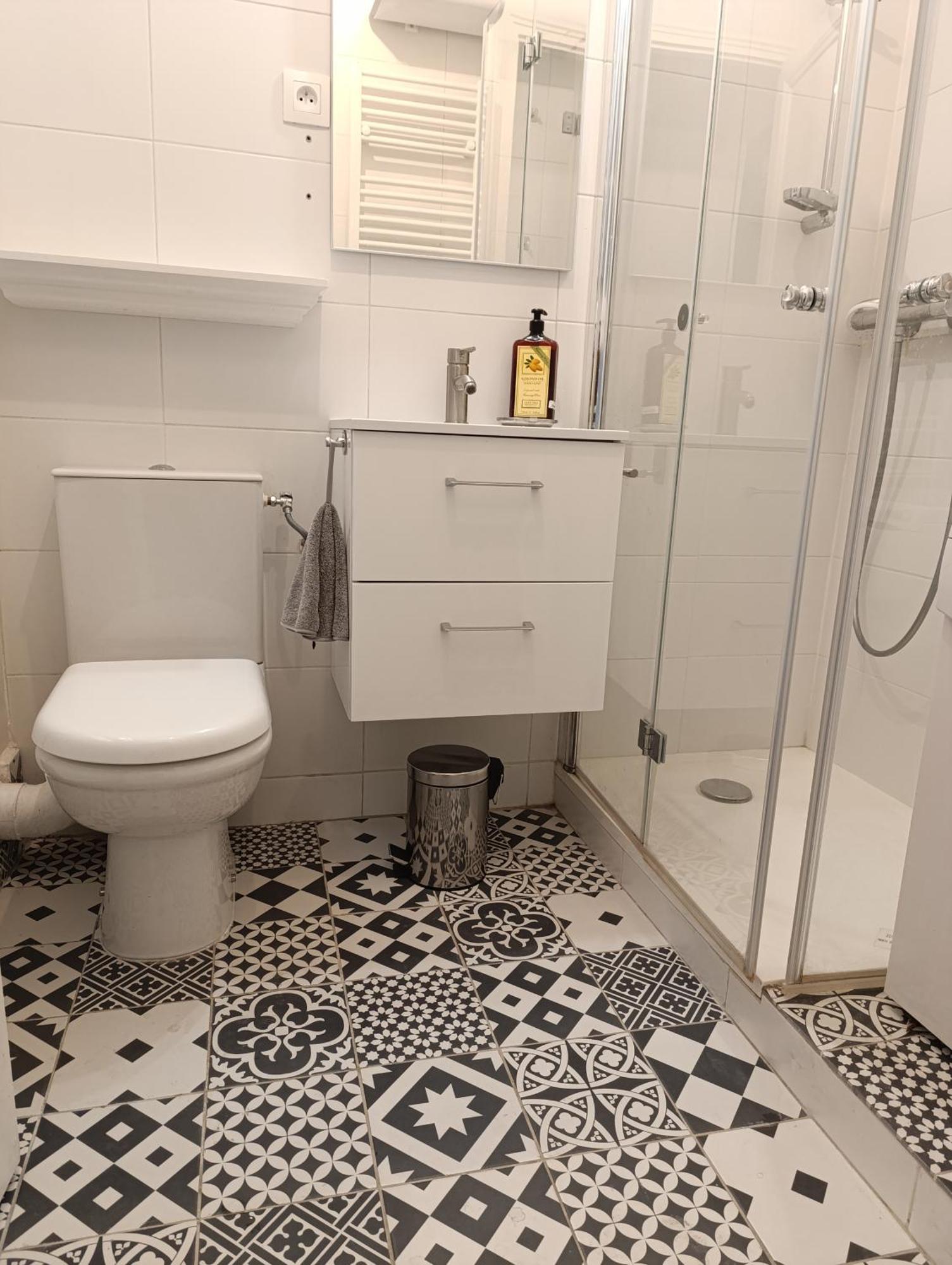 Flat 31m2 Near Pompidou Center, Marais, Les Halles, Mobility Lease Only * Parijs