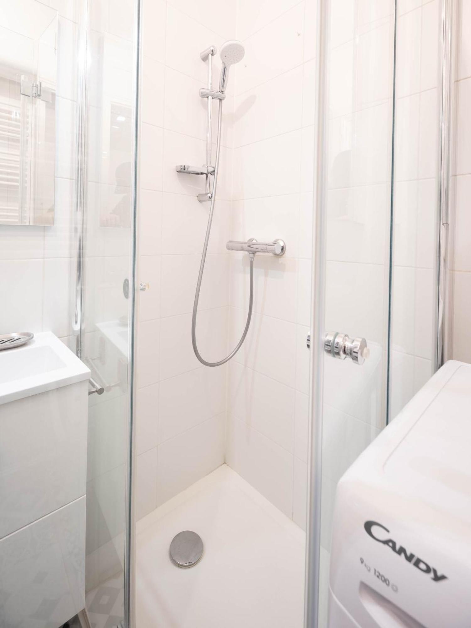 Flat 31m2 Near Pompidou Center, Marais, Les Halles, Mobility Lease Only * Parijs