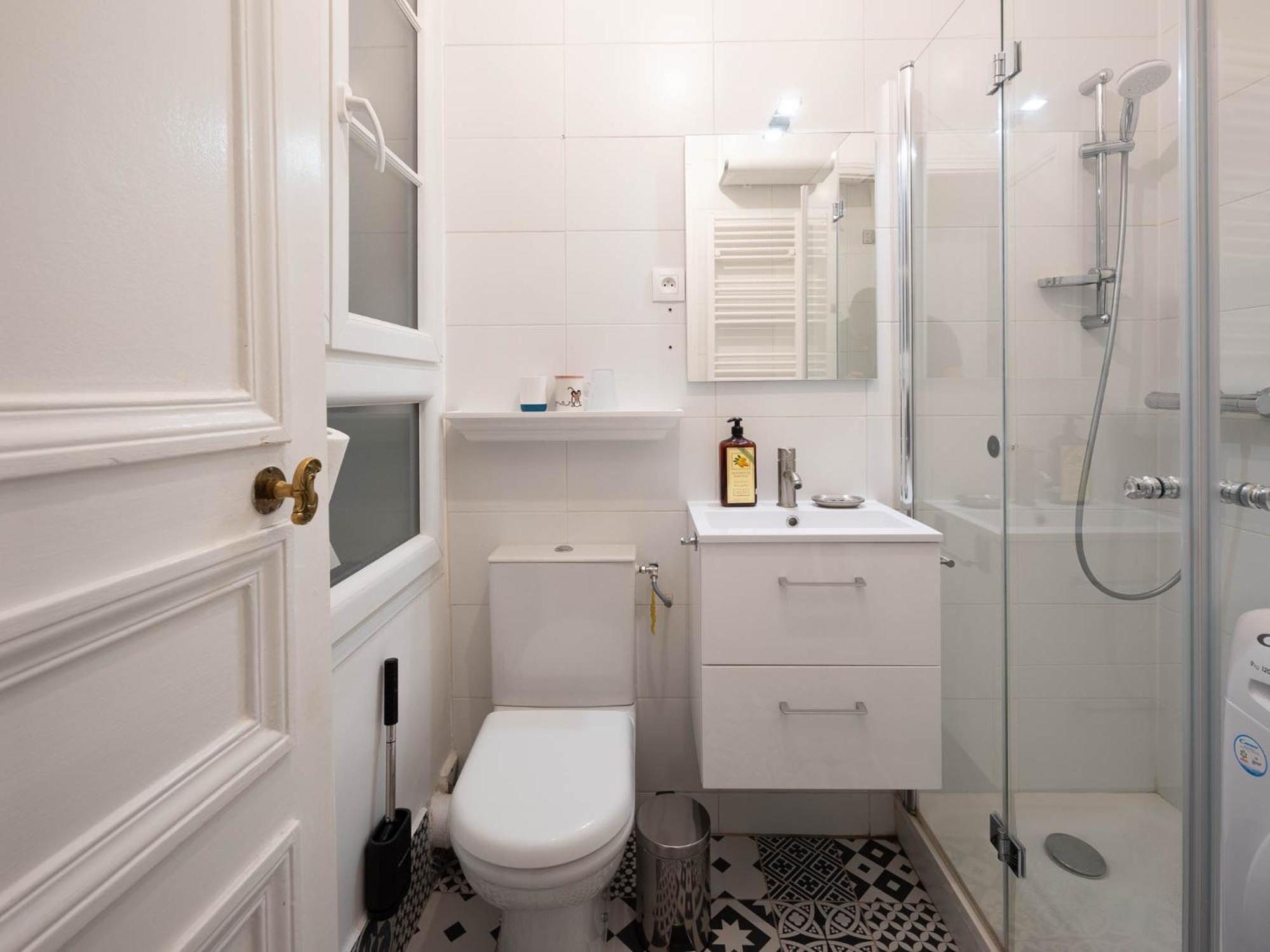 Flat 31m2 Near Pompidou Center, Marais, Les Halles, Mobility Lease Only Parijs