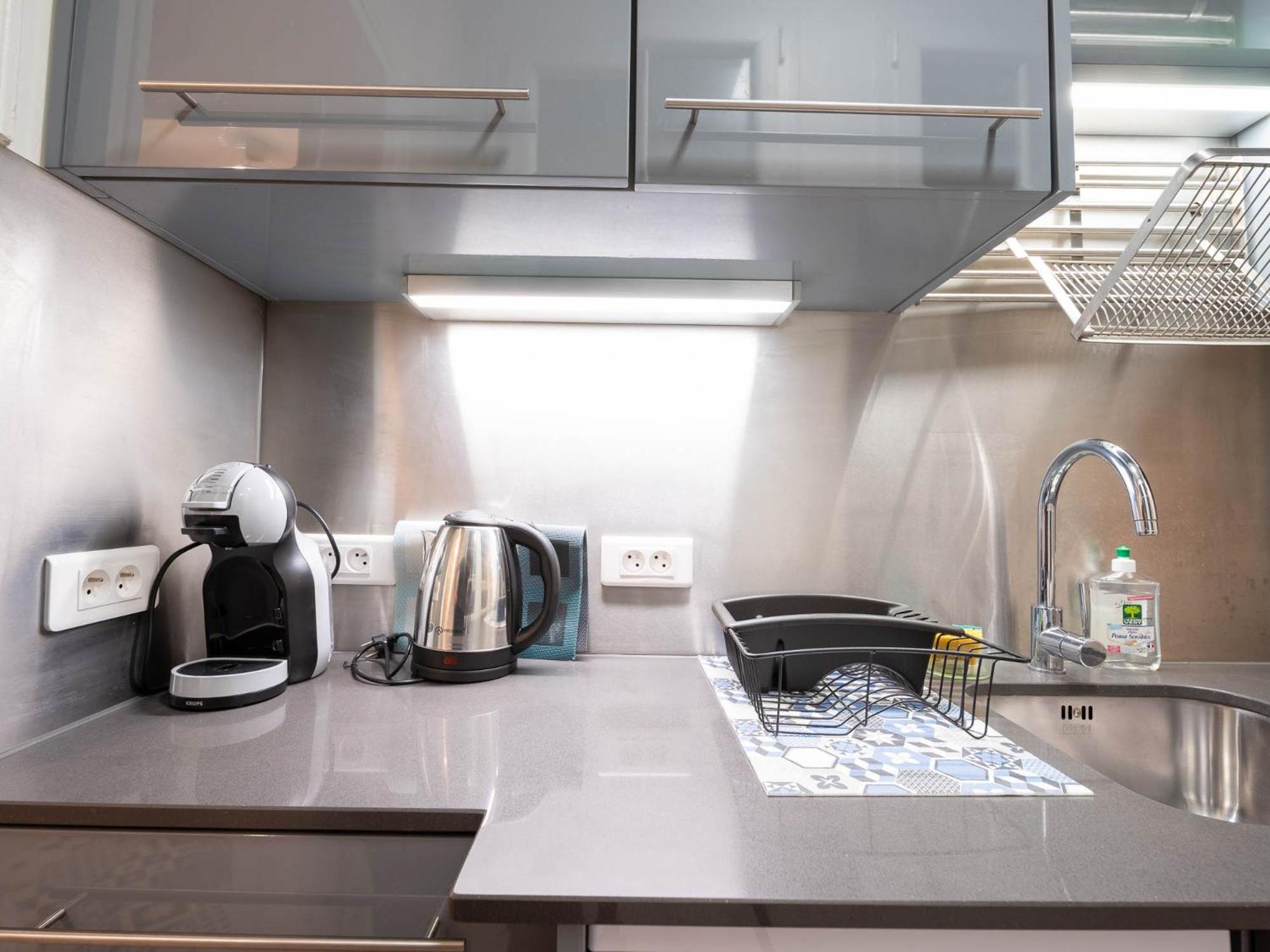 Flat 31m2 Near Pompidou Center, Marais, Les Halles, Mobility Lease Only * Parijs