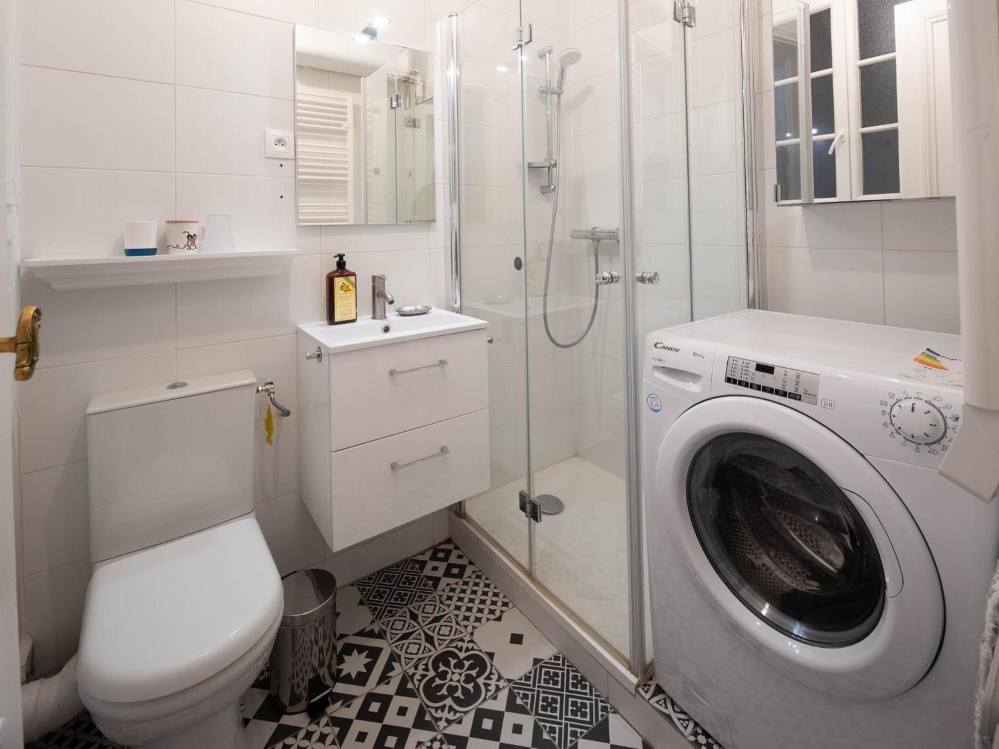 Flat 31m2 Near Pompidou Center, Marais, Les Halles, Mobility Lease Only Appartement Parijs